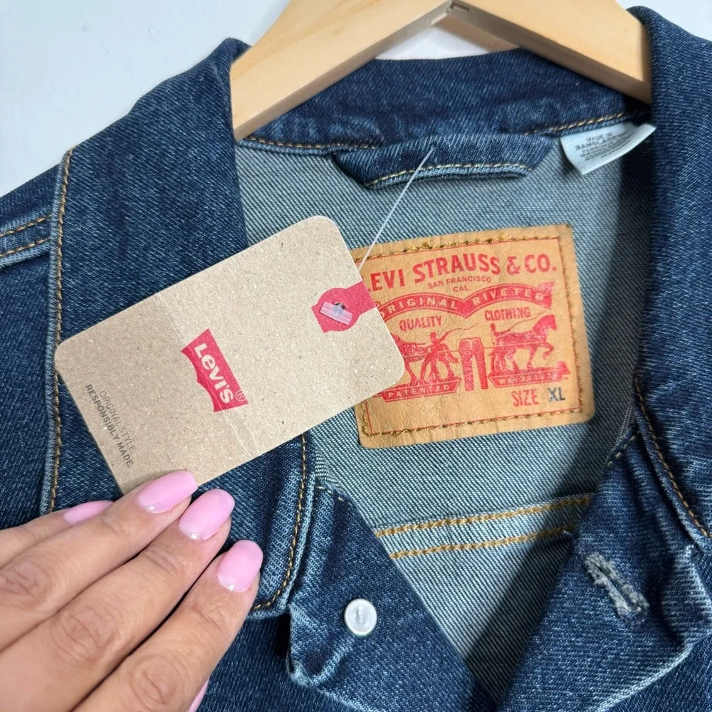 NWT Levi's‎ Men's Trucker Jacket In Colusa Medium Wash Denim Size X-Large